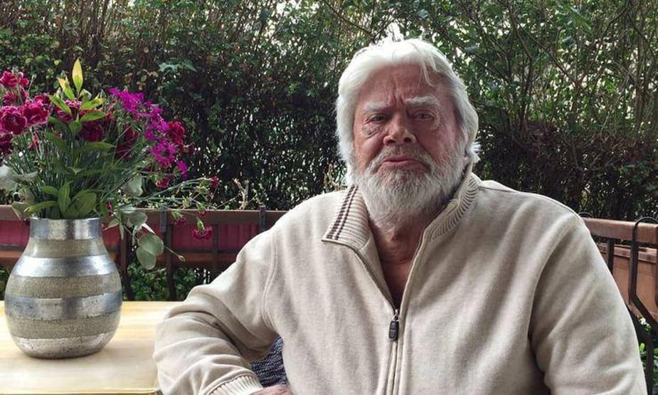 Cüneyt Arkın takipçilerini 60 sene önceye götürdü
