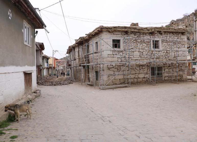 Tarihi binlerce yıl öncesine dayanan Ayazini ayağa kaldırılıyor