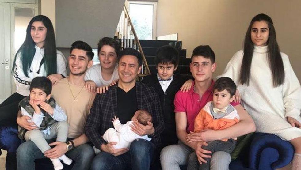 İzzet Yıldızhan ile çocuklarının pozu yine olay yarattı