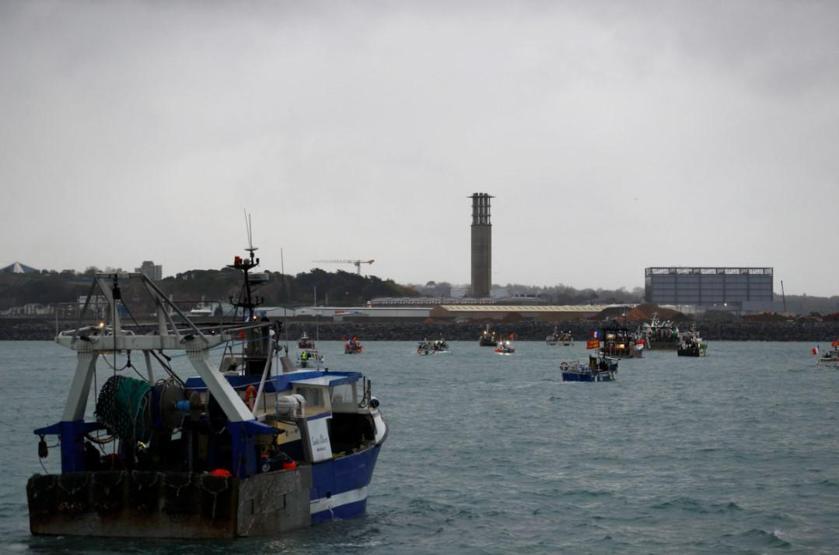 Fransa ile İngiltere arasında Jersey Adası krizi: Fransa da iki donanma gemisi gönderdi