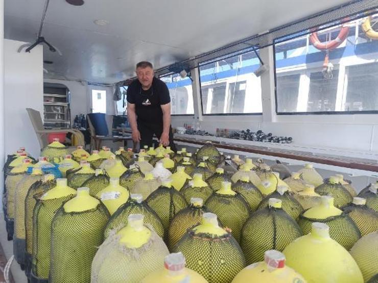 Ayvalıkın kırmızı mercanları keşfedilmeyi bekliyor