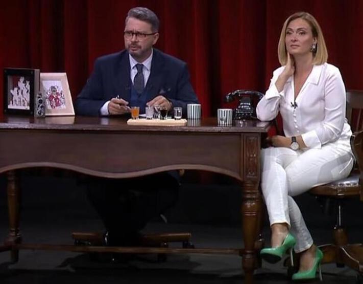 Ceyda Düvenci hiç estetik yaptırmadığını söyledi