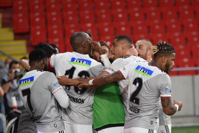 Son dakika... Süper Ligde şampiyon Beşiktaş