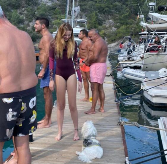 Naz Elmas tekne tatiline çıktı Kilolu hali dikkat çekti