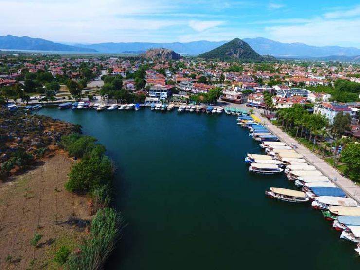 Labirent görünümlü Dalyan sazlıkları misafirlerini yine eşsiz bir yolculuğa çıkaracak
