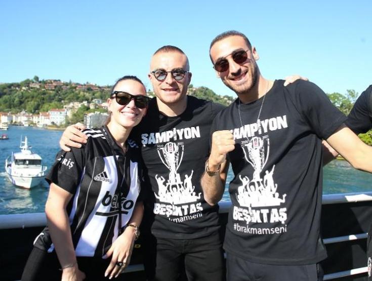Beşiktaş İstanbul Boğazından böyle geçti