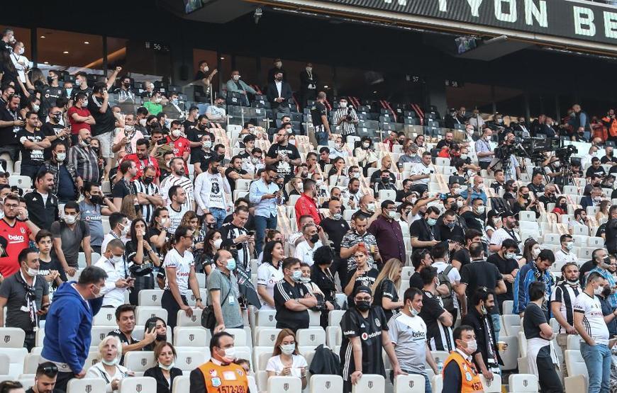 Şampiyon Beşiktaş kupasına kavuştu