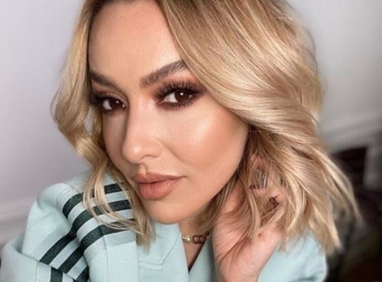 Hadise ve ablası Hülya Açıkgöz barıştı mı