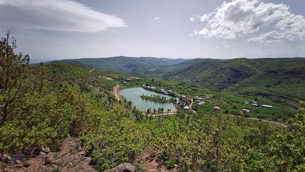 Doğa harikası göl, turizme kazandırılmayı bekliyor