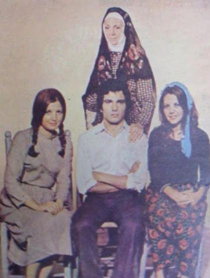 Kariyerinin zirvesinde her şeyden vazgeçti Yeşilçamın yakışıklısı Sertan Acar şimdi ne yapıyor