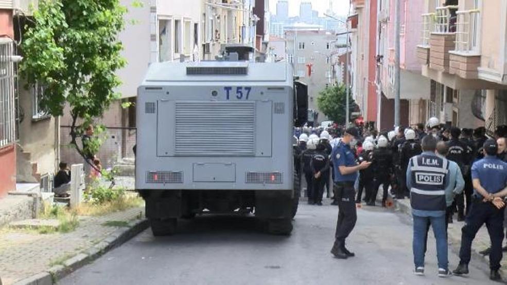 Küçükçekmecede tahliye gerginliği