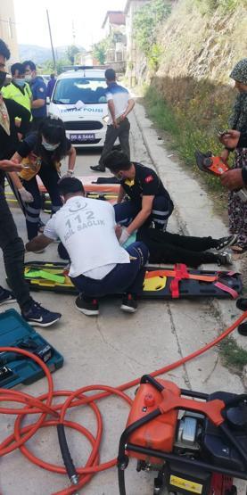 Bisikletin pedalındaki metal, Mustafanın karnına saplandı