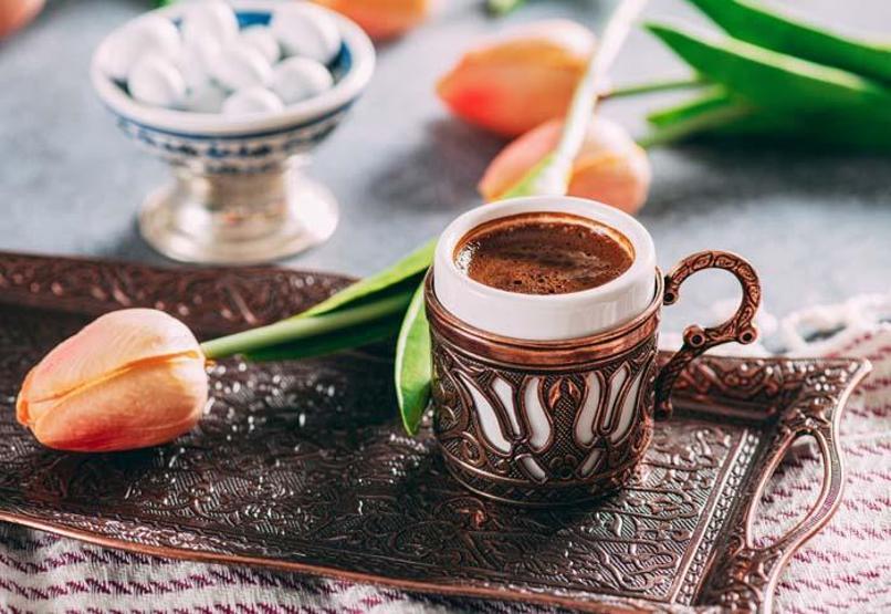 Şeker ne zaman tehlikeye dönüşüyor Uzmanı alınması gereken günlük şeker miktarını açıkladı