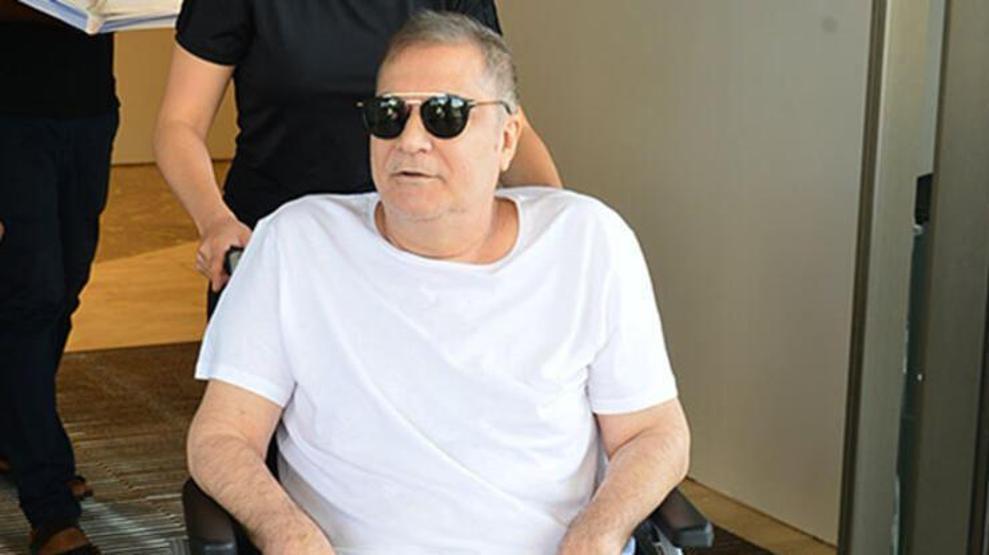 Mehmet Ali Erbil evinde 2. kez düştü Hastaneye kaldırıldı