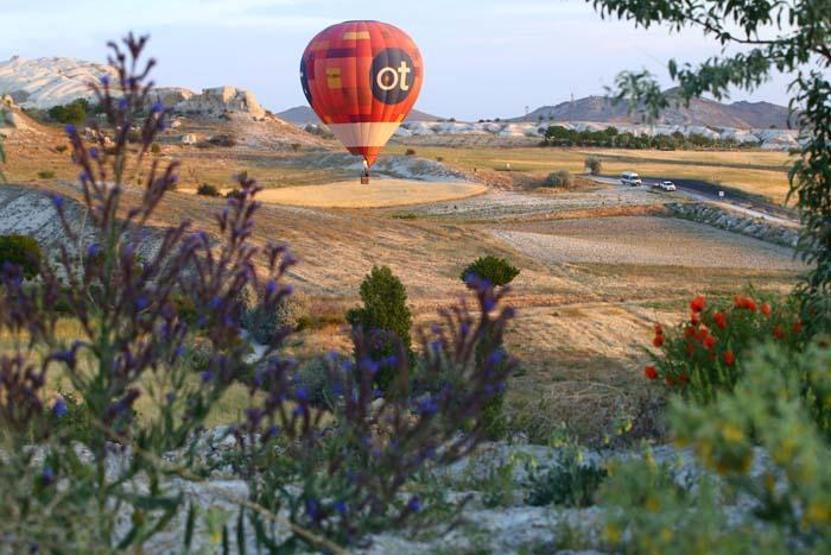 Kapadokyada sıcak hava balonlarının görsel şöleni