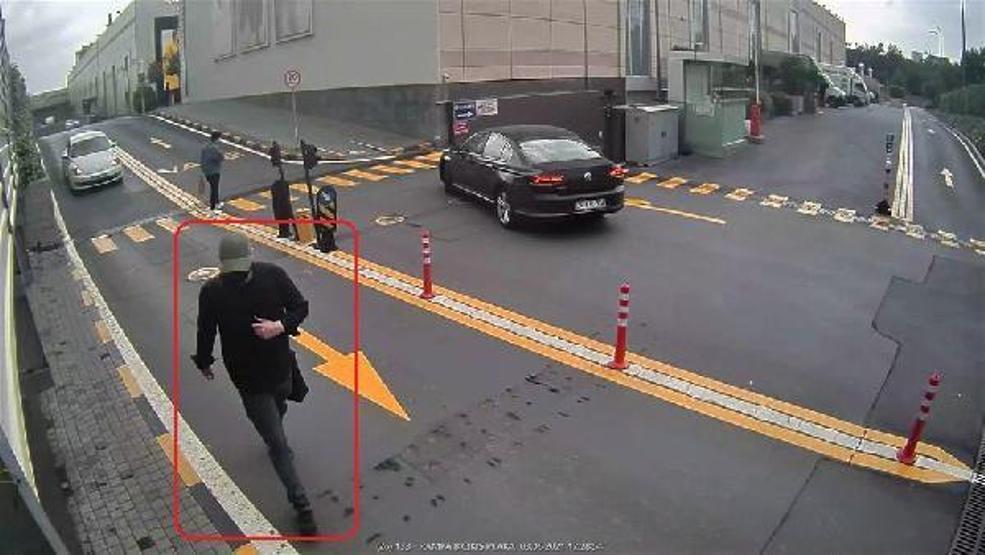 Rusyadan hırsızlık için geldiler: 250 bin liralık çantayı çaldılar