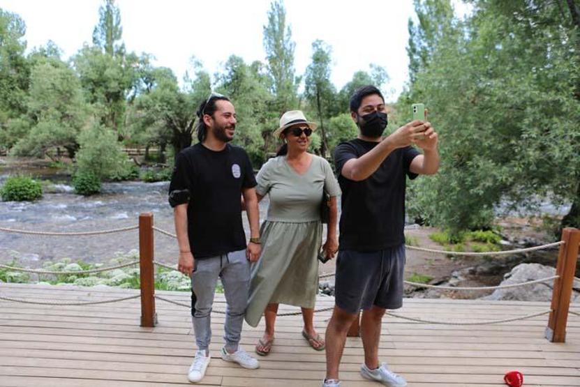 Burayı görmek için yurt dışından gelen var Doğa harikası Munzur Gözelerine yoğun ilgi