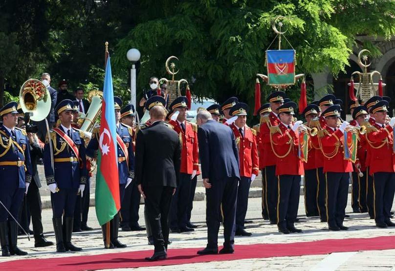 Tarihi ziyaret... Cumhurbaşkanı Erdoğan Şuşada