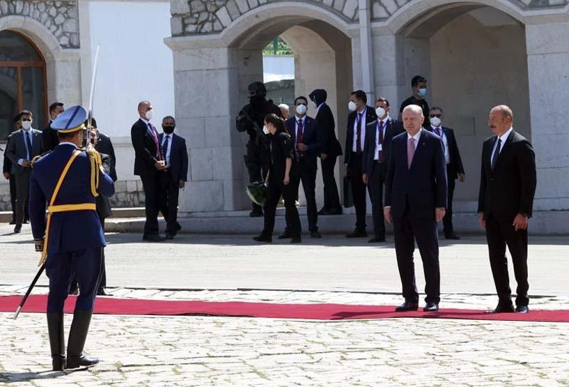 Tarihi ziyaret... Cumhurbaşkanı Erdoğan Şuşada
