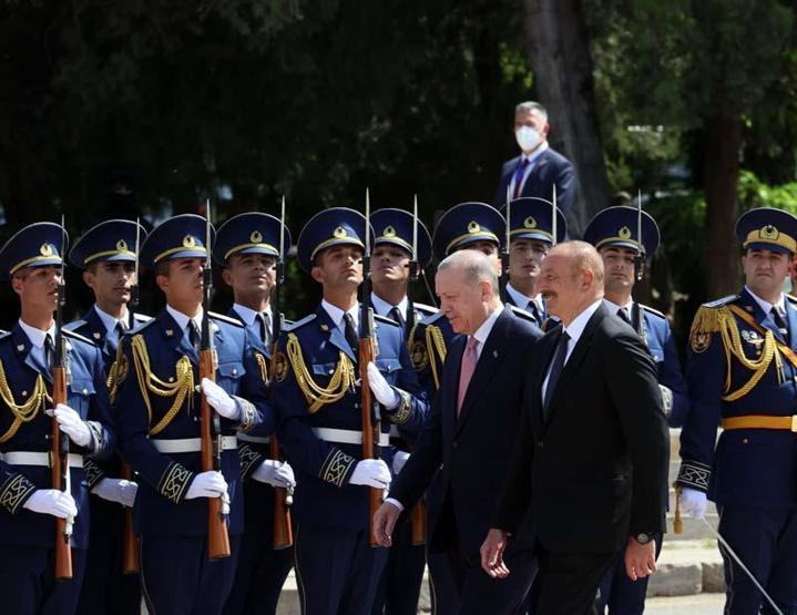 Tarihi ziyaret... Cumhurbaşkanı Erdoğan Şuşada