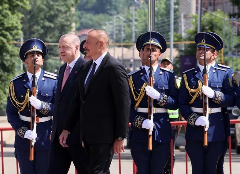 Tarihi ziyaret... Cumhurbaşkanı Erdoğan Şuşada