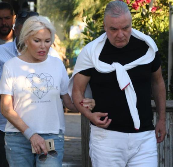 Etel Sason hakkında bomba iddia Ajda Pekkan - Bülent Çavuşoğlu ilişkisini bitiren o mu