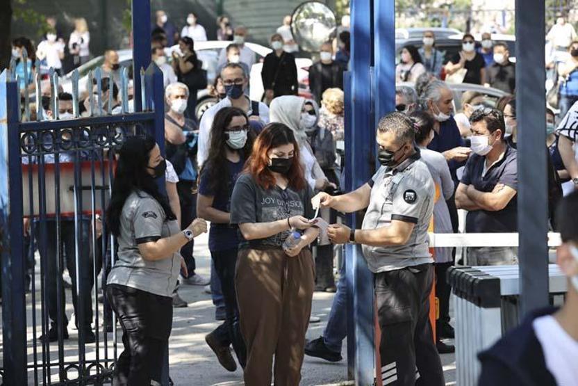 Öğrencilerin YKS maratonu başladı