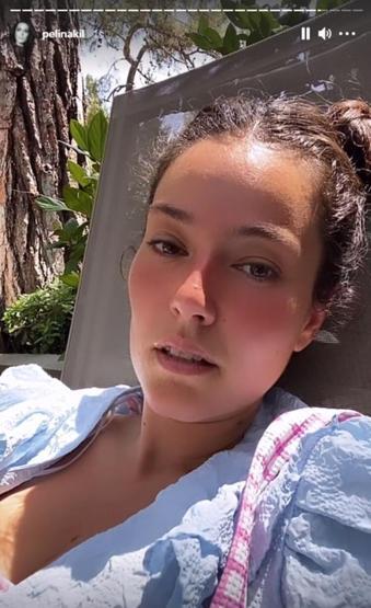 Pelin Akil suçlayan takipçisine isyan etti