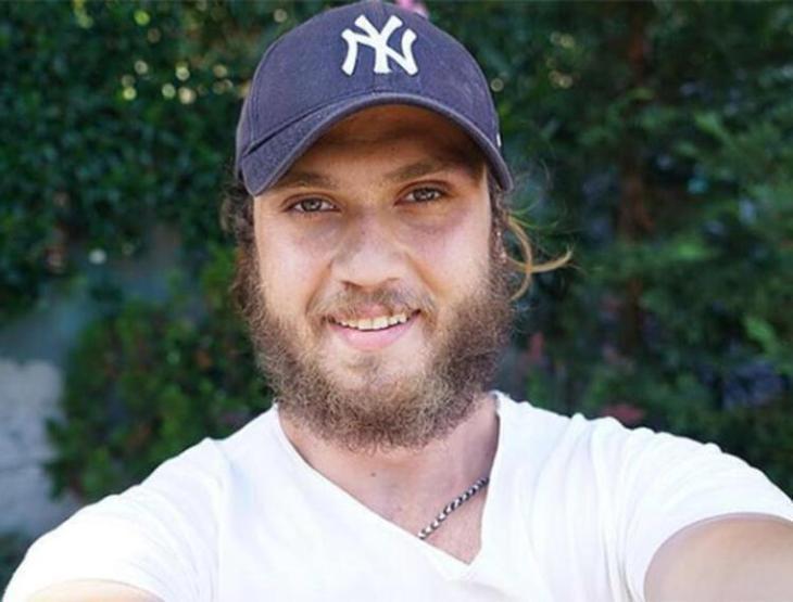 Aras Bulut İynemli ve Bige Önal birlikte tatile çıktı Lüks yatta eğlence