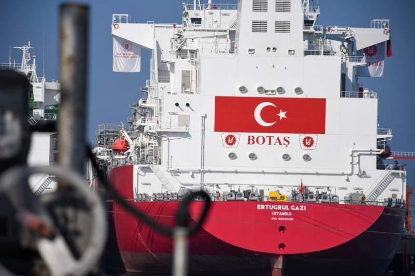 Türkiyenin ilk FSRU gemisi Ertuğrul Gaziye ilk LNG nakli başladı