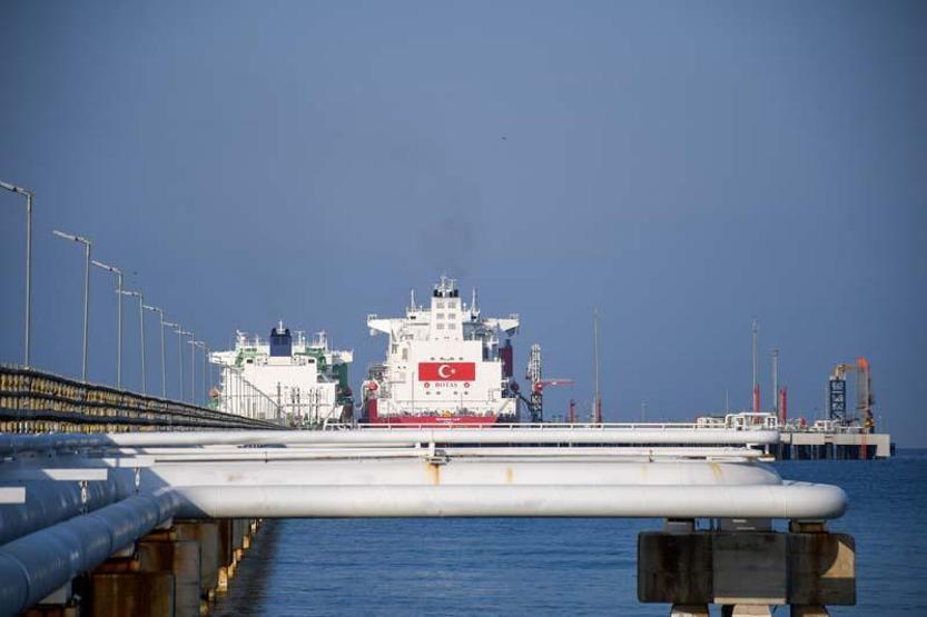 Türkiyenin ilk FSRU gemisi Ertuğrul Gaziye ilk LNG nakli başladı