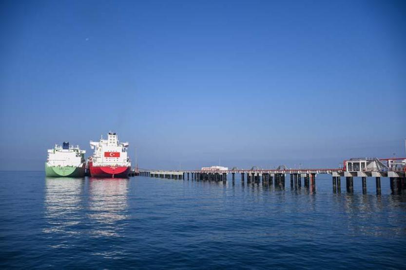 Türkiyenin ilk FSRU gemisi Ertuğrul Gaziye ilk LNG nakli başladı