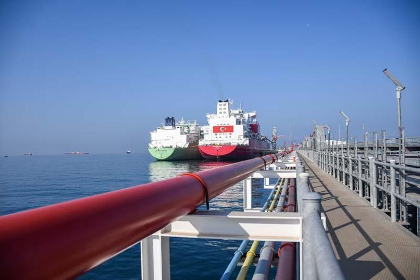 Türkiyenin ilk FSRU gemisi Ertuğrul Gaziye ilk LNG nakli başladı