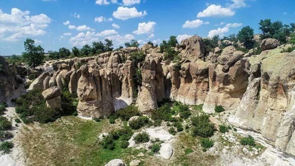 Frigyanın saklı cenneti: Üçlerkayası köyü