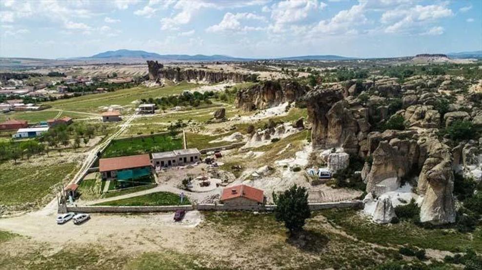 Frigyanın saklı cenneti: Üçlerkayası köyü