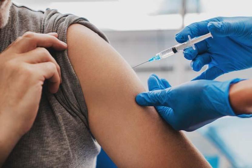 BioNTech mi, Sinovac mı Covid-19 aşıları ile ilgili en çok merak edilen 18 soru 18 cevap