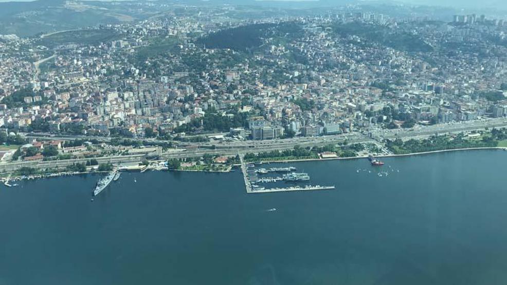 Marmara Denizindeki müsilajın son durumu havadan görüntülendi