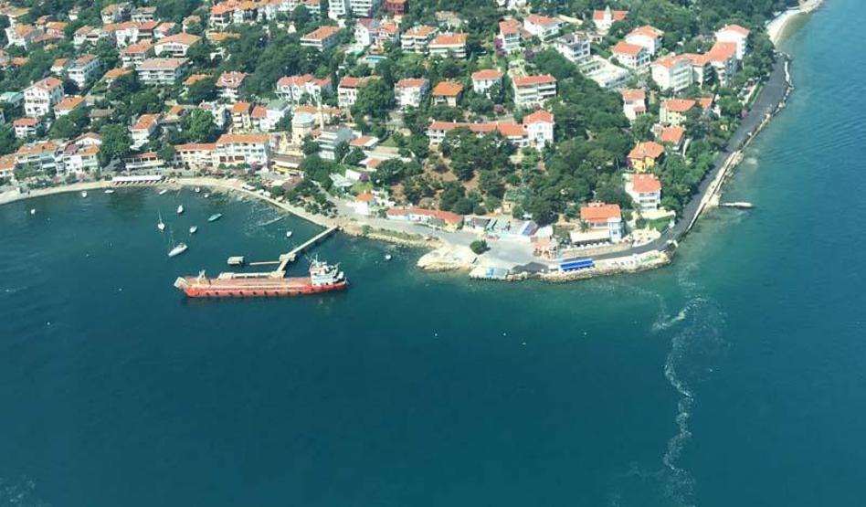 Marmara Denizindeki müsilajın son durumu havadan görüntülendi