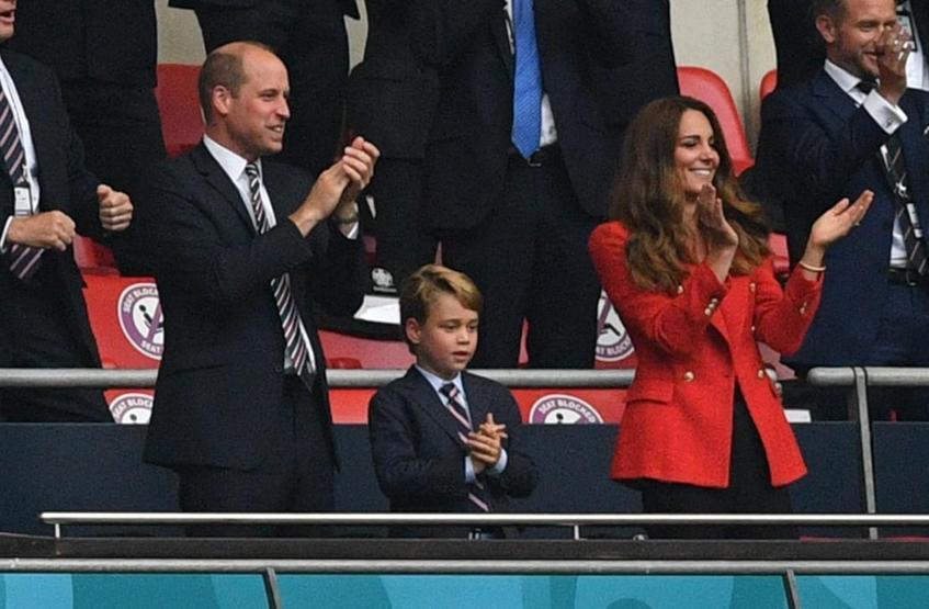 Son dakika... Cambridge Düşesi Kate Middleton kendini karantinaya aldı