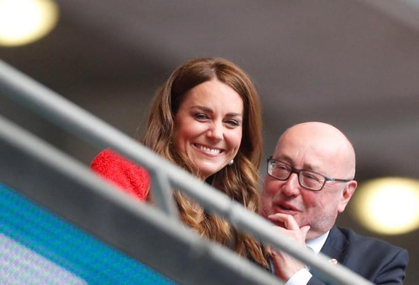 Son dakika... Cambridge Düşesi Kate Middleton kendini karantinaya aldı