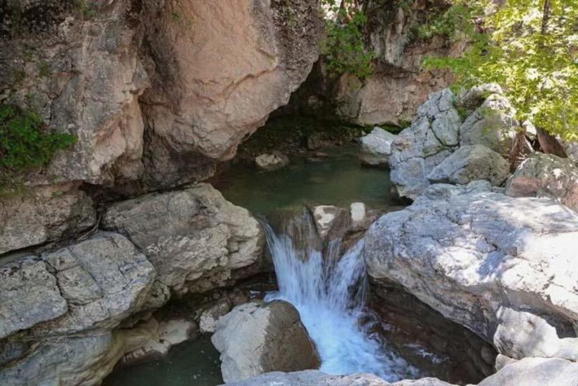 Kahramanmaraşın saklı güzelliği Galgamaç Şelalesi hayran bırakıyor
