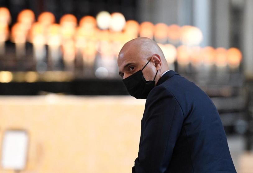 Zafer sonrası İngiltere sokağa döküldü, sosyal mesafe yok oldu: Günlük vaka sayısı 100 bine çıkabilir