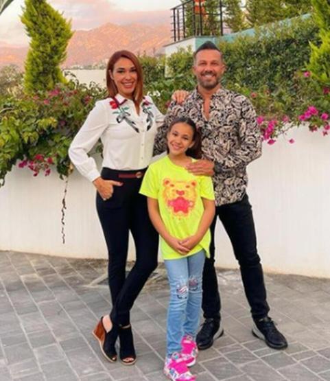 Zuhal Topal ünlülere esprili göndermede bulundu