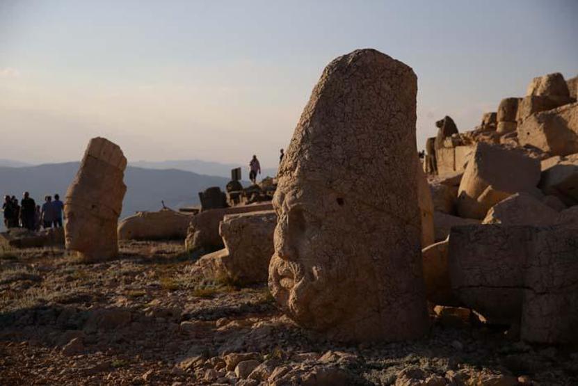 Güneşin doğuşu ve batışının dünyada en güzel izlendiği yer Ziyaretçi akınına uğruyor
