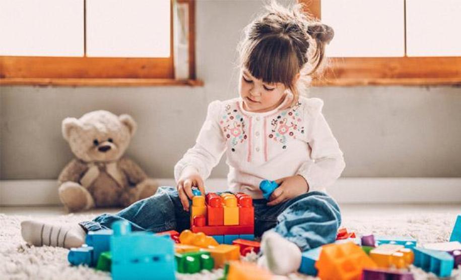 Bebeklerin 1 yaşında yapabileceği 12 şaşırtıcı şey
