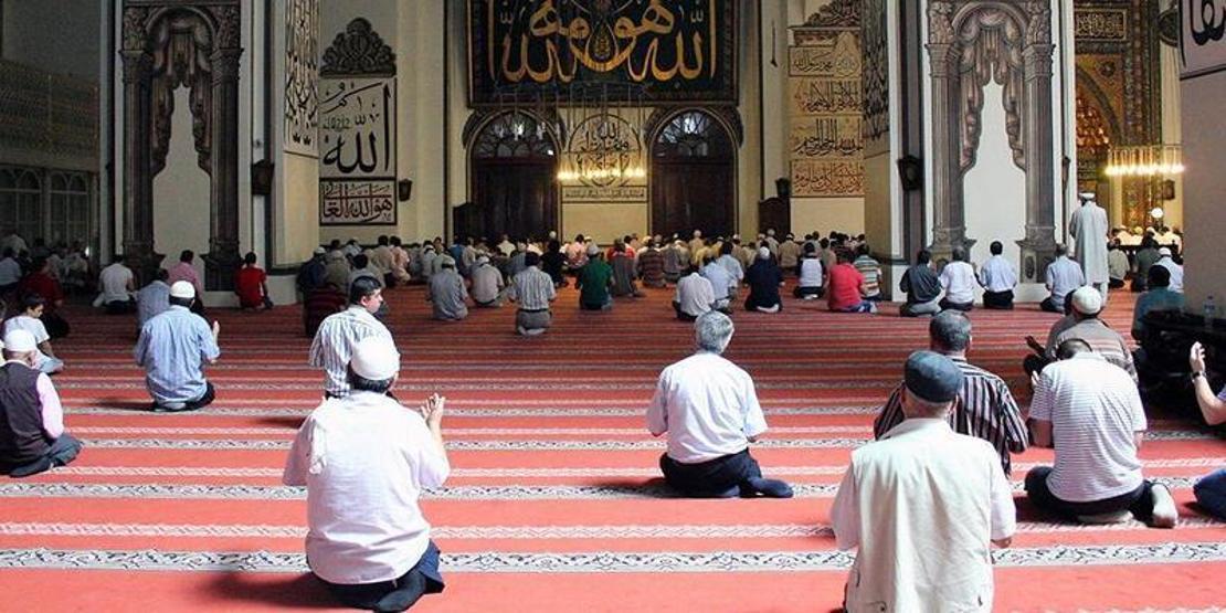 Bayram namazı saat kaçta kılınacak İşte il il namaz saatleri