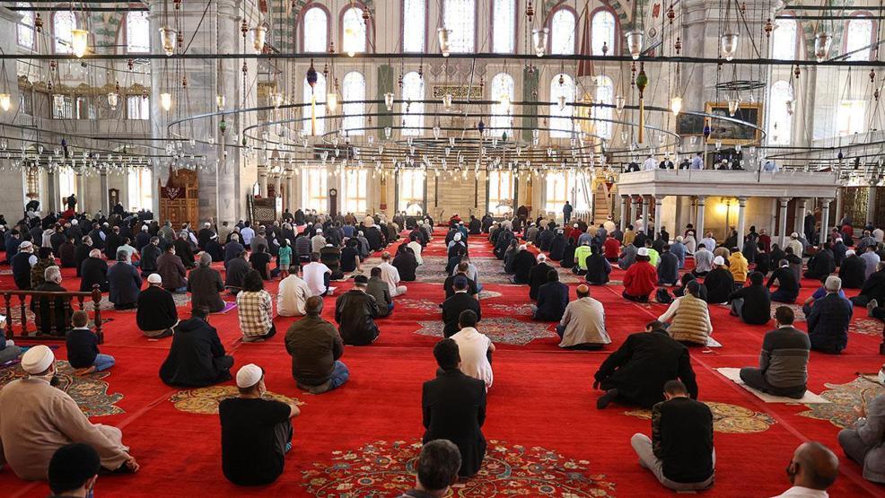 Bayram namazı saat kaçta kılınacak İşte il il namaz saatleri