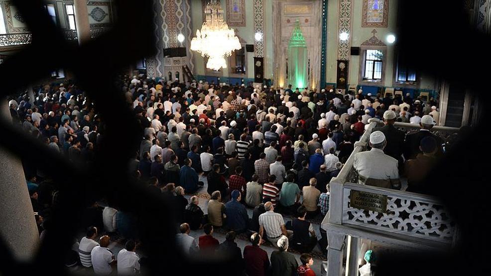 Bayram namazı saat kaçta kılınacak İşte il il namaz saatleri