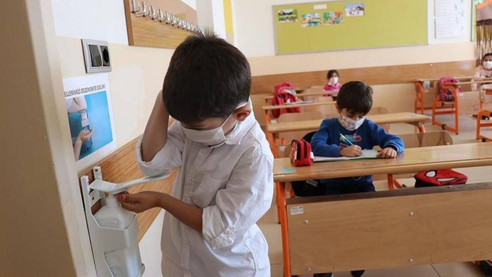 Dünya diken üstünde, 4. dalga kapıda, yüzyüze eğitim tehlikede