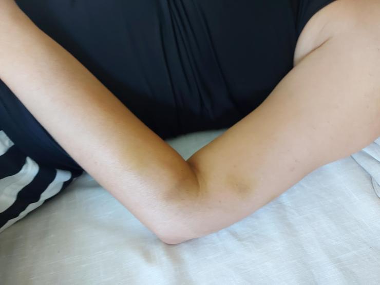 Dehşete düşüren görüntüler Çocuklarının gözü önünde darp edildi